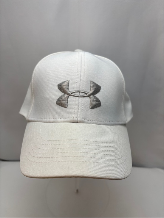 Under Armour Accessories - Under Armour White Cap with Silver Logo Embroidery